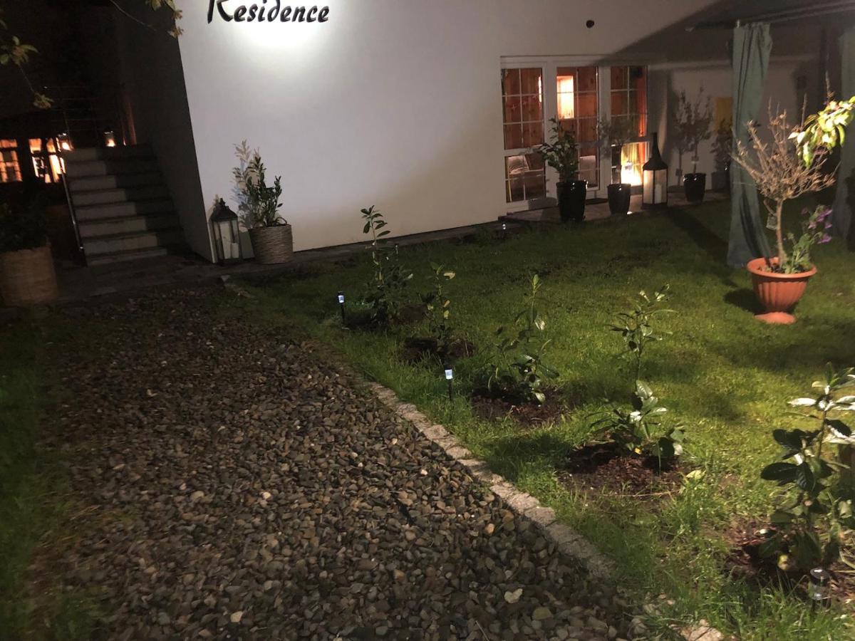 K&B Residence Jaroslaw Luaran gambar