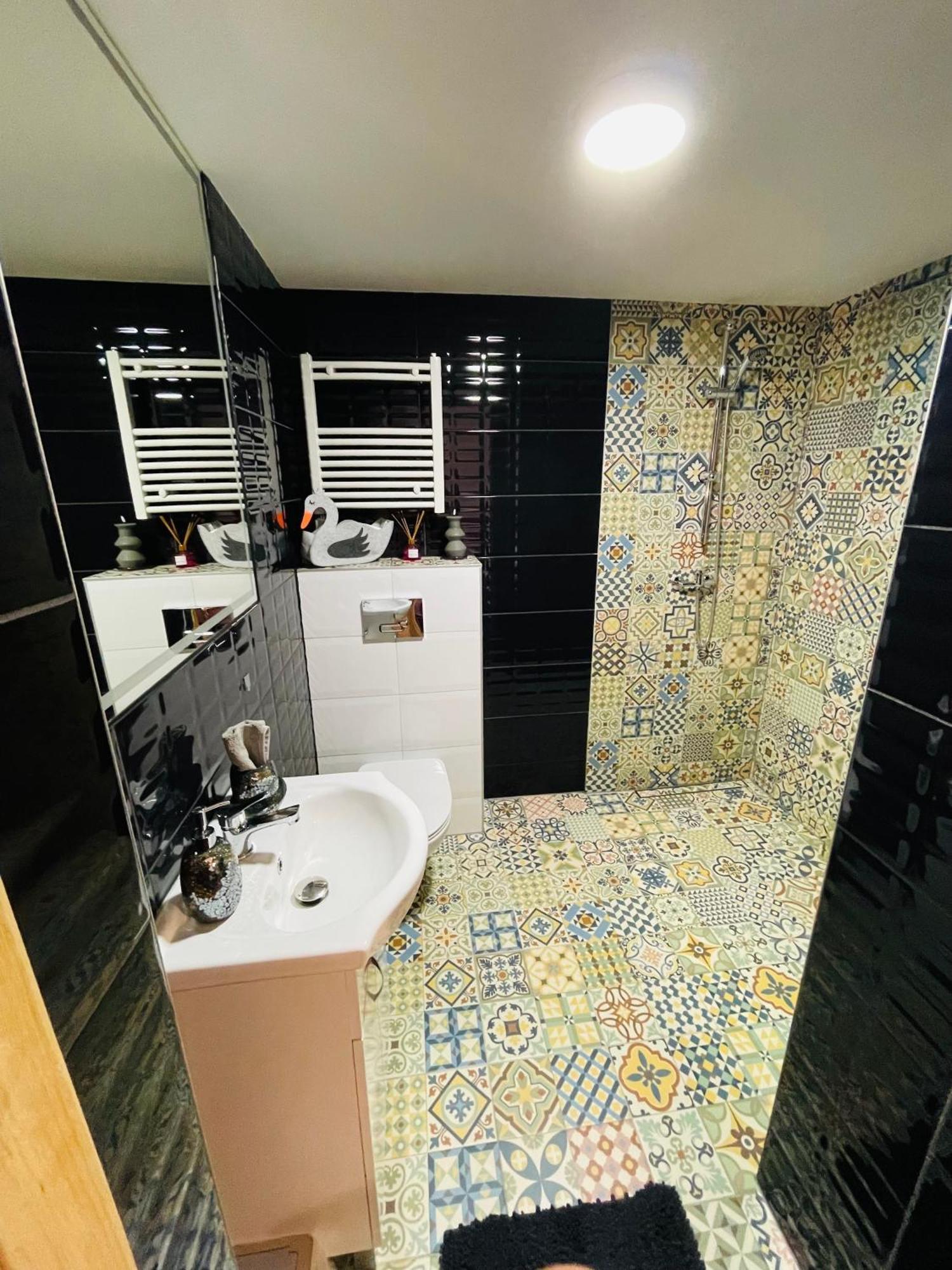 K&B Residence Jaroslaw Luaran gambar