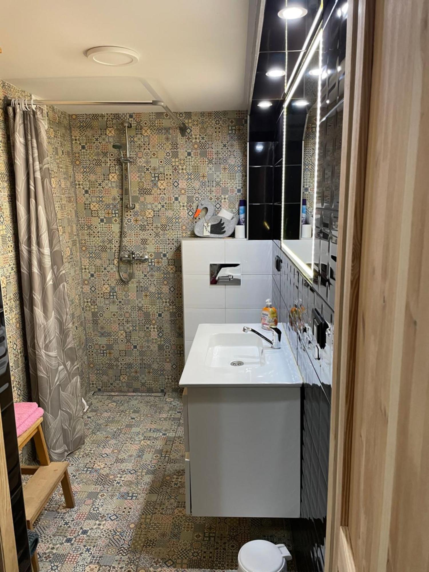 K&B Residence Jaroslaw Luaran gambar